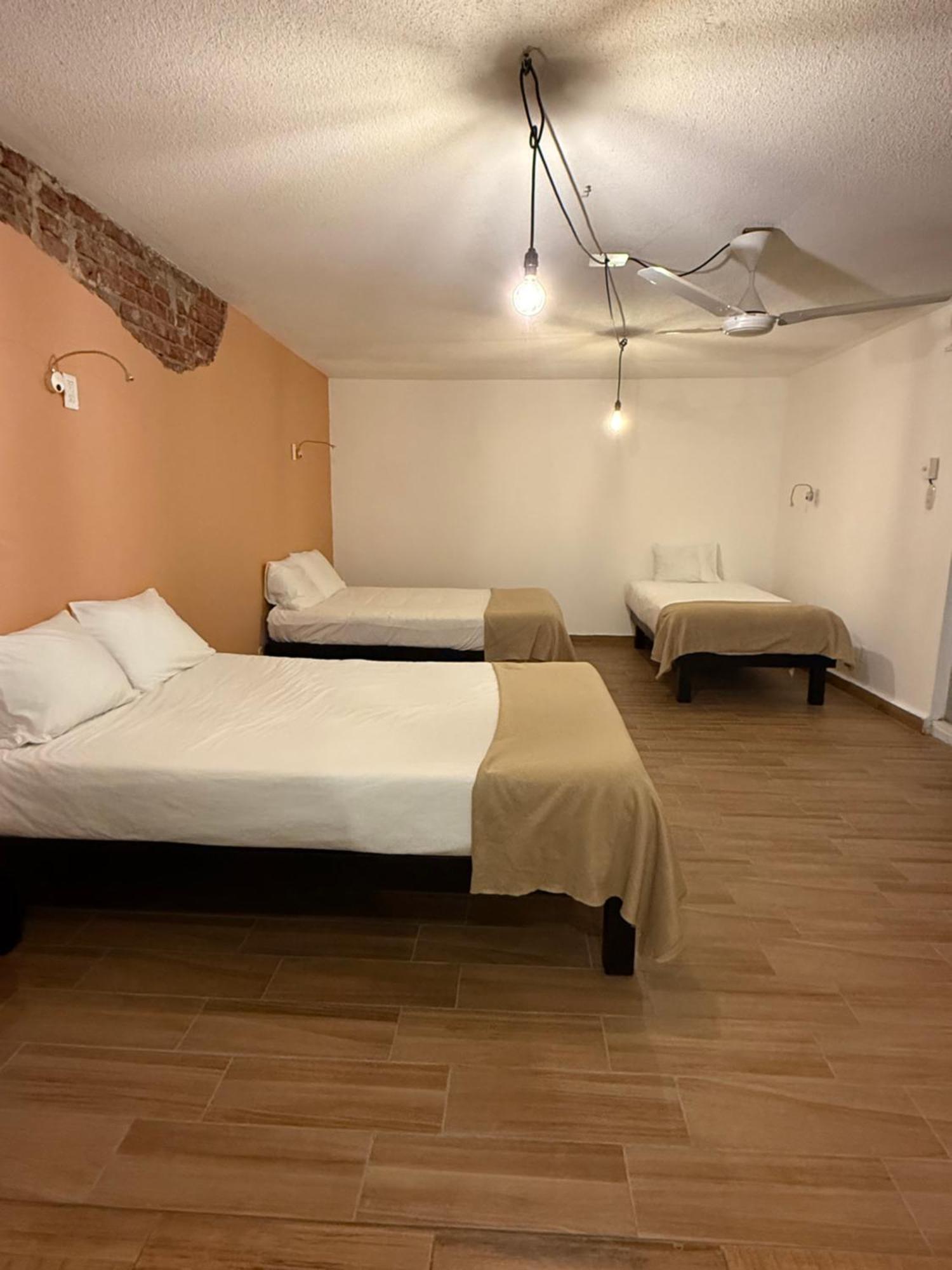 Septimo Hostal Queretaro Bagian luar foto